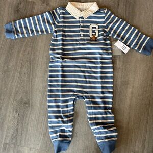 NWT GAP Baby VintageSoft Varsity Bear Logo One-Piece
12-18Months